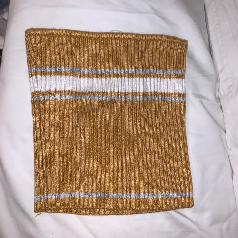 Yellow knit tube top